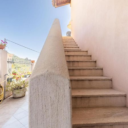 Casa Orfea Lägenhet Santa Maria Navarrese Exteriör bild