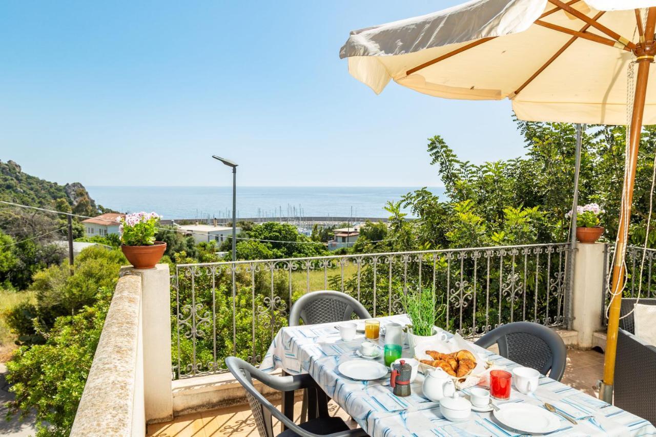 Casa Orfea Lägenhet Santa Maria Navarrese Exteriör bild